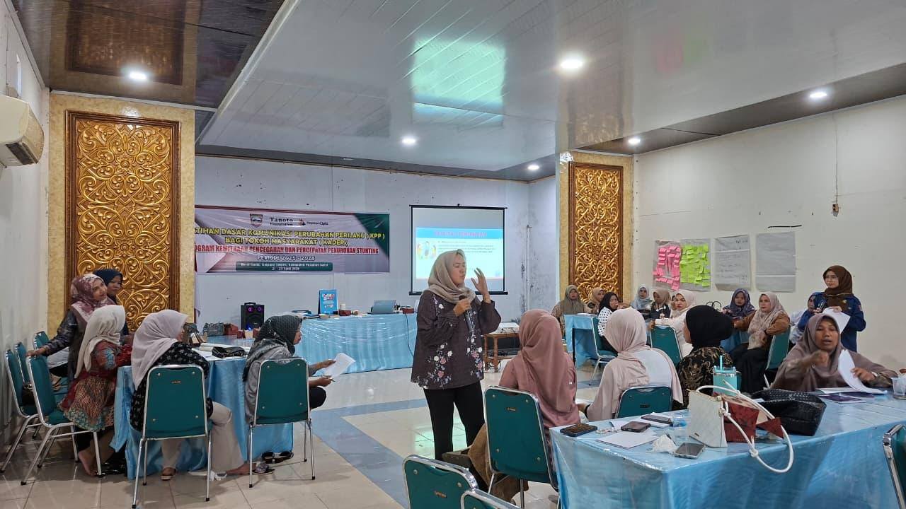 Tekan Stunting di Pasaman Barat, Kader Posyandu Dibekali Pelatihan Komunikasi Perubahan Perilaku