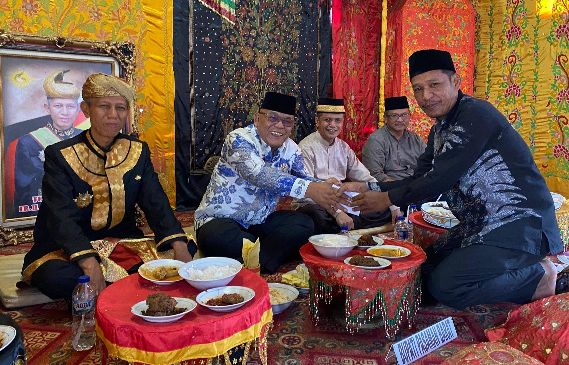 Tradisi Batagak Kudo-kudo, Bupati Yulianto: Warisan Nenek Moyang dan Benteng Generasi Muda