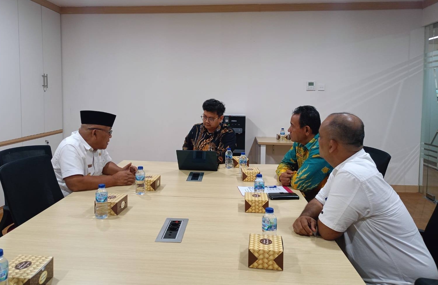 Bupati Pasaman Barat Perjuangkan Revitalisasi 59 Sekolah ke Kemendikdasmen