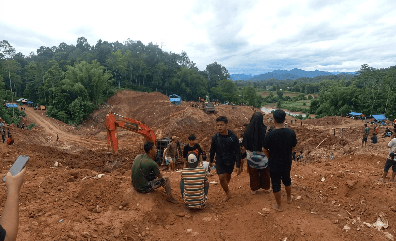 Tragedi Tambang Emas Ilegal di Sijunjung: 9 Penambang Tewas Tertimbun Longsor