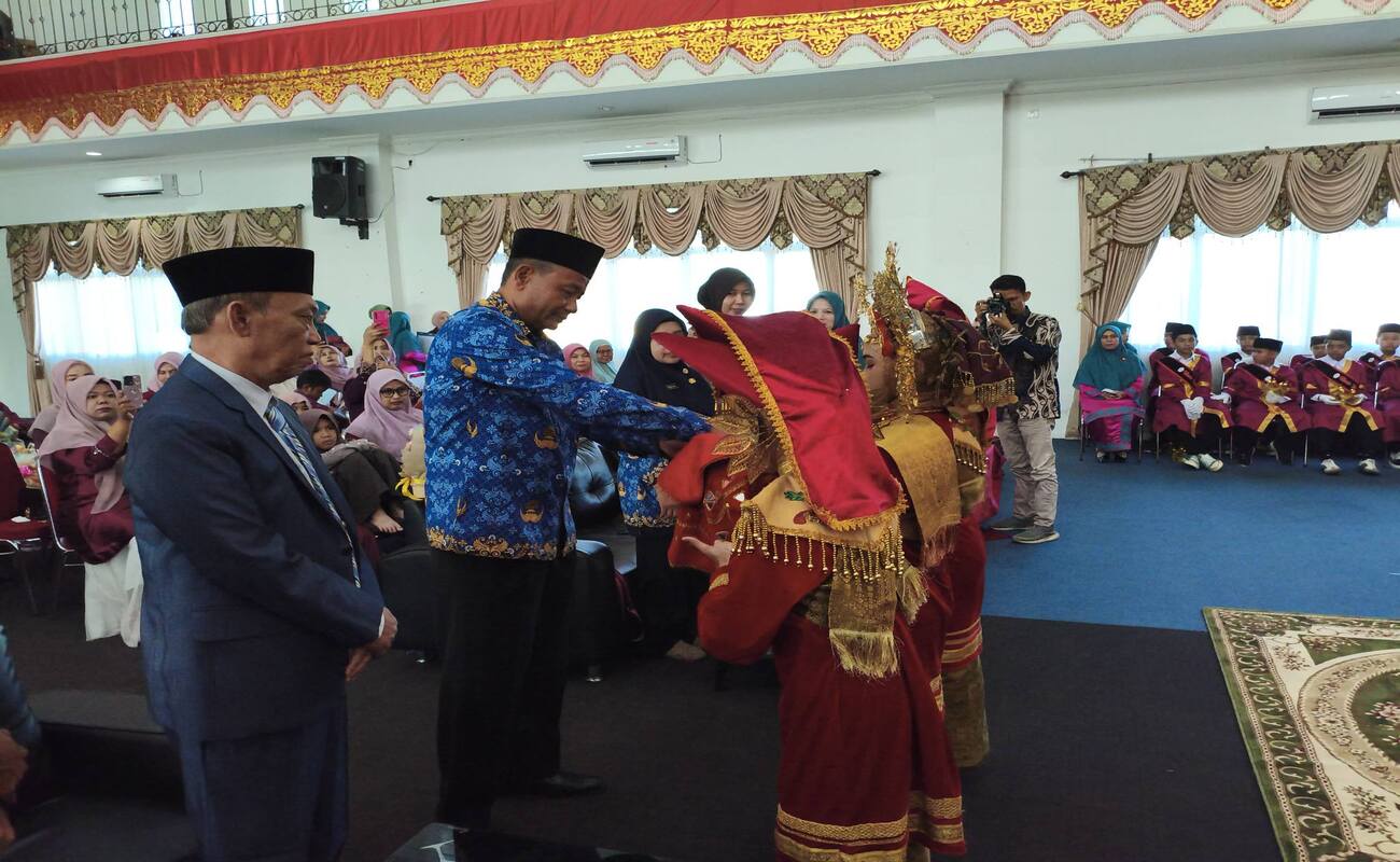 Apresiasi Generasi Qurani, Sekolah Dasar El Maarif Wisuda Tiga Puluh Tahfidz