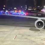 Gara Gara Earphone Nirkabel Pesawat United Airlines Terpaksa Balik Arah