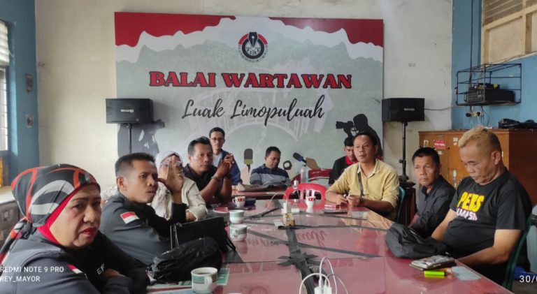 AWSB Dan MOI Desak Walikota Payakumbuh Copot Jabatan Kasatpol PP