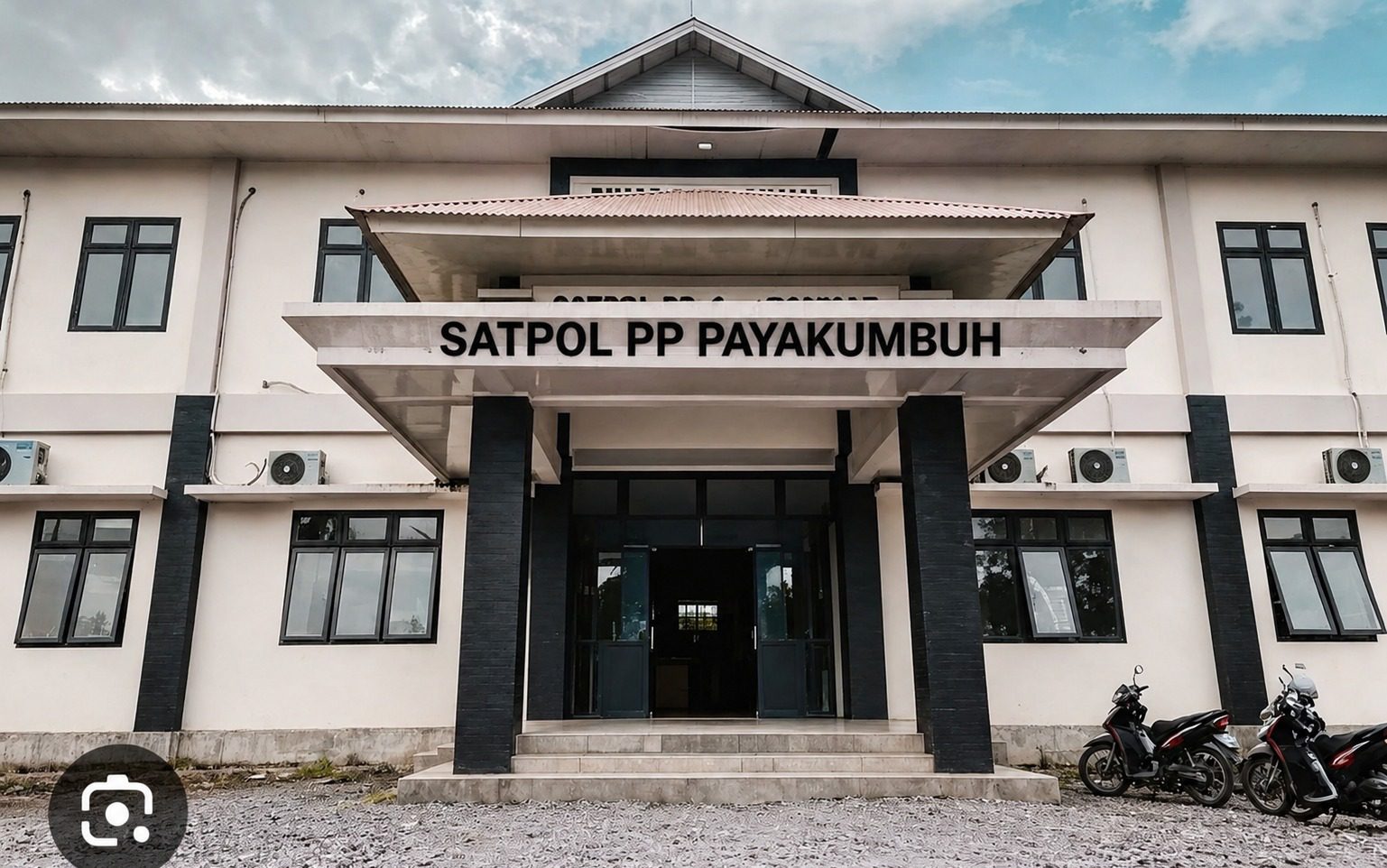Oknum Satpol PP Caci Maki Wartawan di Medsos Walikota Zulmaita Bungkam