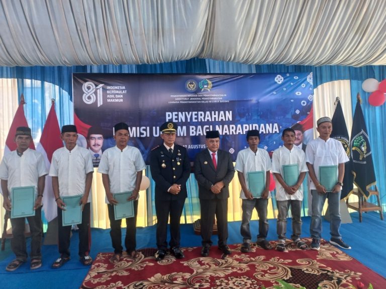 Enam Warga Binaan Bebas di Momentum HUT RI