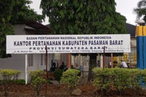 Layanan Plotting dan Validasi Sertipikat Kantor Pertanahan Pasaman Barat Dinilai Lamban